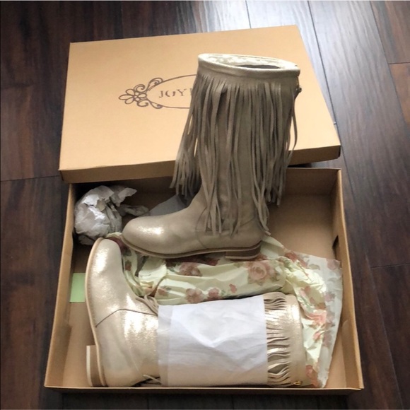Joyfolie Other - Joyfolie baby girls fringe boots sz 9 NWT 🎁